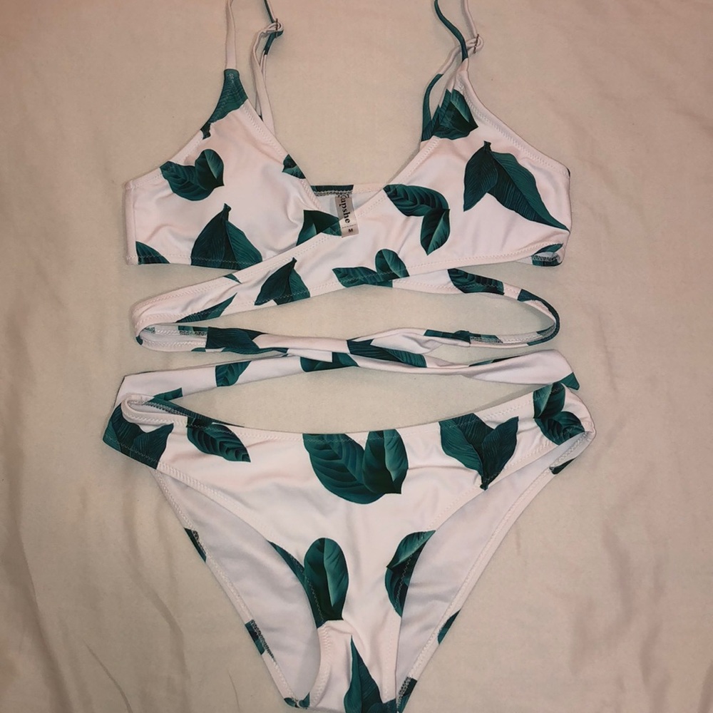 Cupshe White Leaf Pattern Bikini Swimsuit Size M